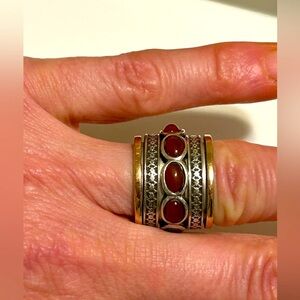 Stunning carnelian, sterling and 14k ring - size 5-3/4.
